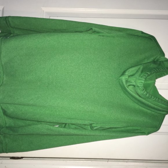 Green Celtics Hoodie - Picture 3 of 3